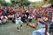 হারিয়ে যাচ্ছে ঐতিহ্যবাহী লাঠি খেলা