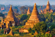 ঘুরে আসুন প্যাগোডার দেশ মায়ানমার