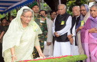 বঙ্গবন্ধু ও জাতীয় চার নেতার প্রতি প্রধানমন্ত্রীর শ্রদ্ধা