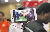 আজ শেষ হচ্ছে স্মার্টফোন মেলা